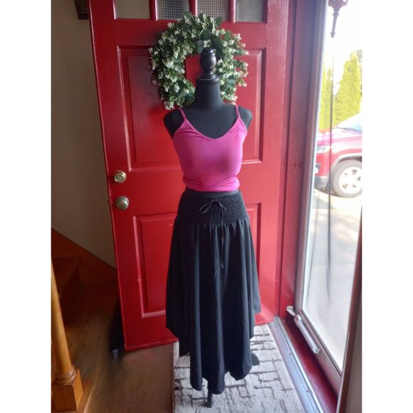 Black Elastic Waist Asymmetrical Skirt / Size Large / Gypsy - Picture 6 of 8